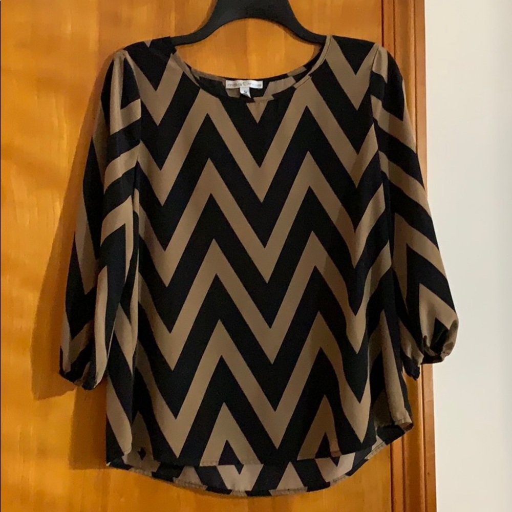 Black and brown patterned top